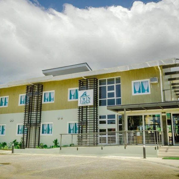 Twin Tides Resort