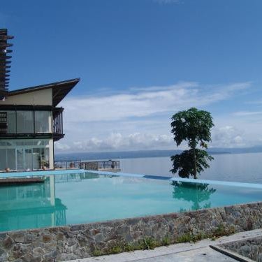 Tiara Bunga Hotel & Villa