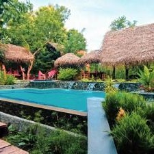 Habarana Tree House Ambasewana Resort
