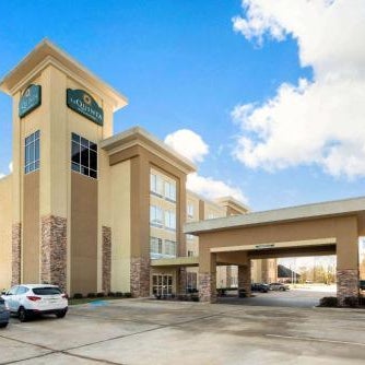 La Quinta Inn & Suites by Wyndham West Monroe Thumbnail
