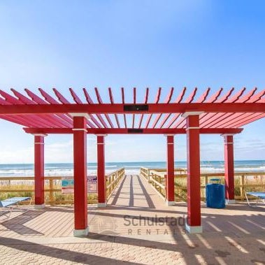 Official Majestic Beach Resort - Over 60 Units - All Ocean Front, Panama City Beach, Fl Thumbnail