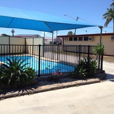 Pearly Shell Motel