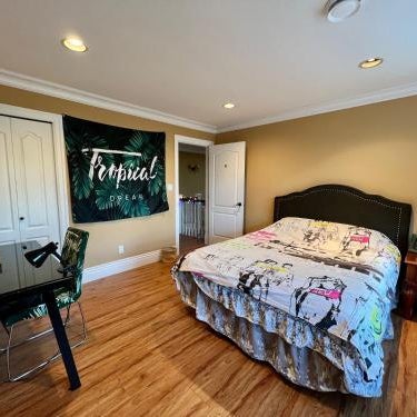 Vancouver Luxury Homestay Thumbnail