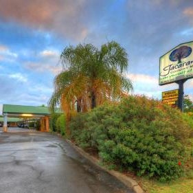 Jacaranda Country Motel