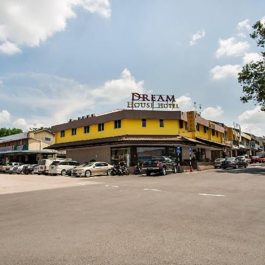 OYO 89480 Dream House Hotel Thumbnail