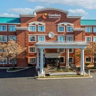 Comfort Inn & Suites Thumbnail
