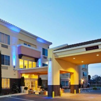 Holiday Inn Express Berkeley By IHG Thumbnail