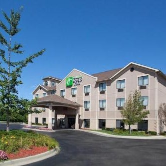 Holiday Inn Express Hotel & Suites - Belleville Area By IHG Thumbnail