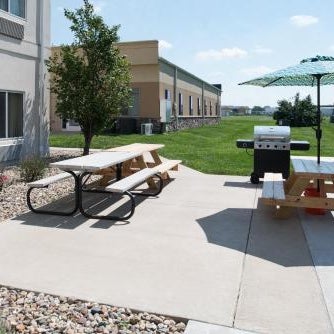 Holiday Inn Express Hotel & Suites Burlington By IHG Thumbnail