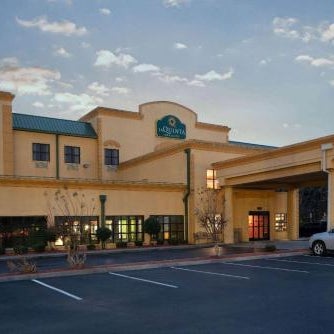 La Quinta Inn & Suites by Wyndham Knoxville East Thumbnail