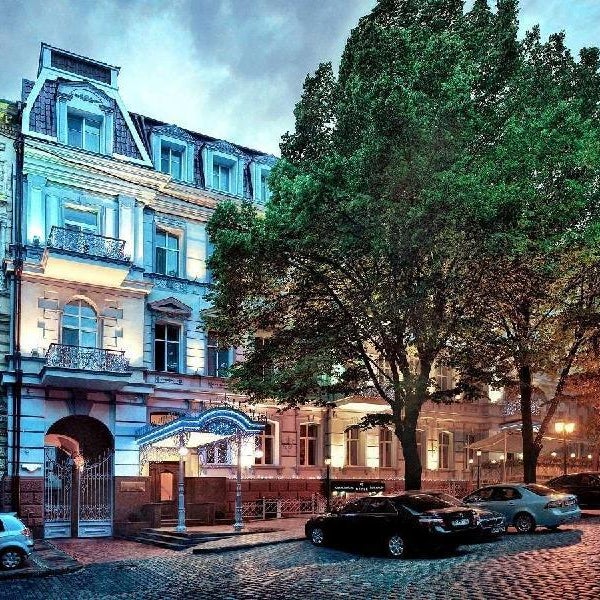 Continental Hotel Thumbnail