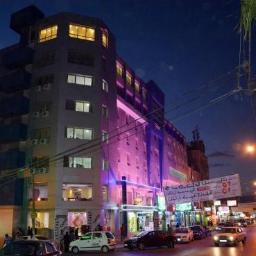 Seven Days Hotel