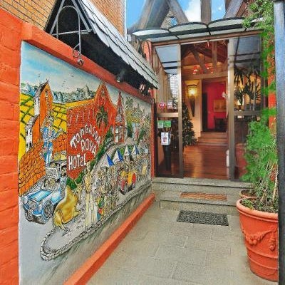 Rova Hotel