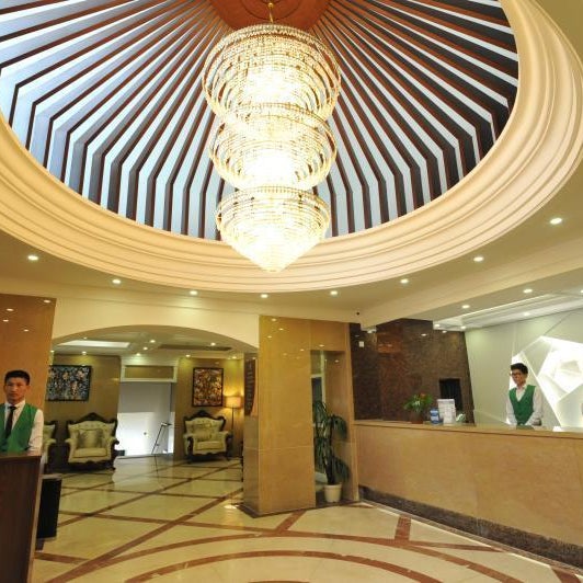 Flower Hotel Thumbnail