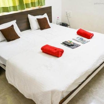 Hotel Bholenath Palace - Infront of Mahakal Temple
