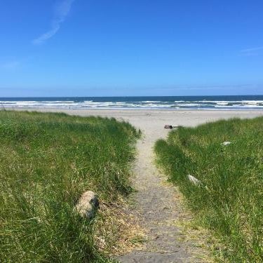 Long beach Camping Resort Yurt 9 Thumbnail