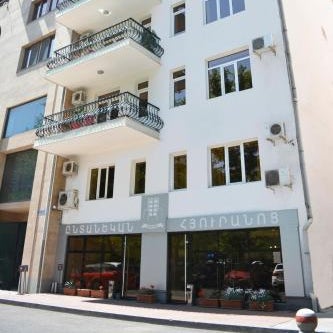 Family Hotel Thumbnail