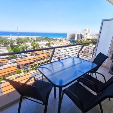 Paradise Palms Seaview Apartment