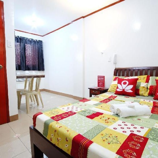 Hotel Georgina Thumbnail