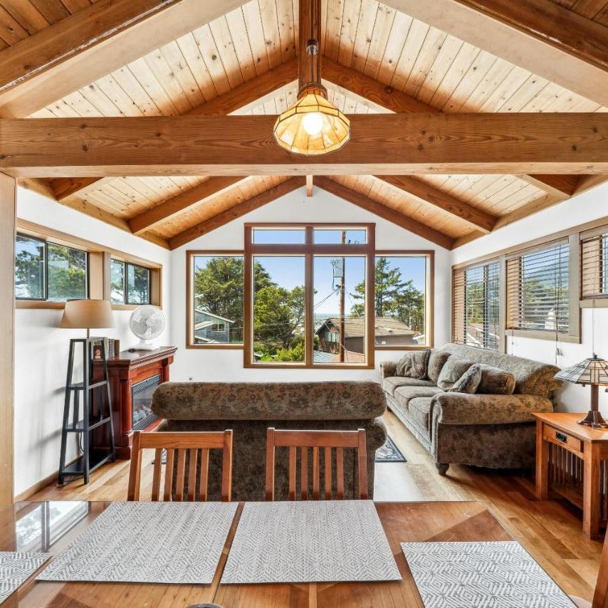 The Inn at Manzanita Thumbnail