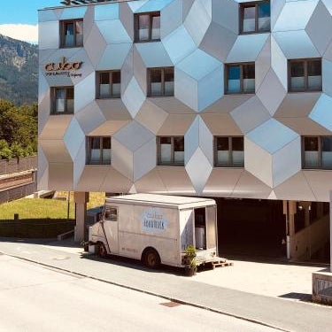 Cubo Sport & Art Hotel
