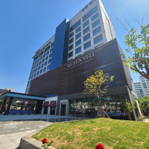 Queen Vell Hotel