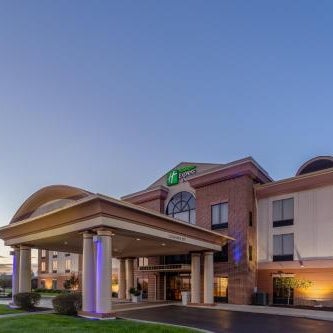 Holiday Inn Express Hotel & Suites Bowling Green By IHG Thumbnail