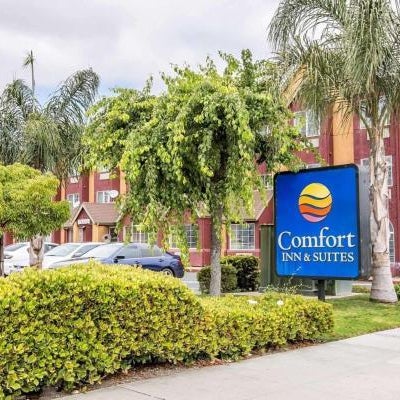 Comfort Inn & Suites Salinas Thumbnail