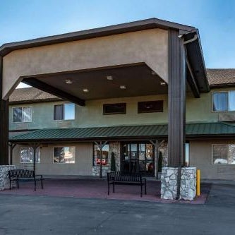 Quality Inn & Suites West Thumbnail