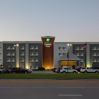 Holiday Inn Express Hotel & Suites Columbus By IHG Thumbnail