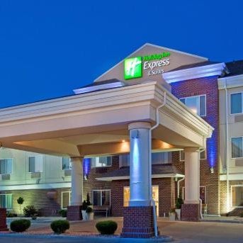 Holiday Inn Express Hotel & Suites Dickinson By IHG Thumbnail