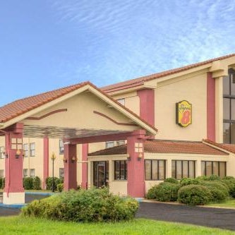 Super 8 by Wyndham Blytheville Thumbnail
