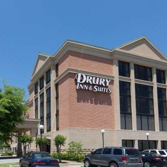 Drury Inn & Suites Birmingham Lakeshore Drive Thumbnail