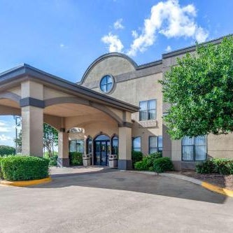 Quality Inn & Suites Durant Thumbnail