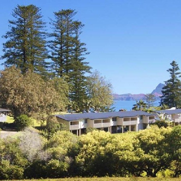 The Crest Apartments