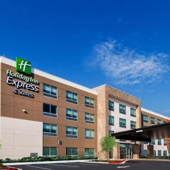 Holiday Inn Express and Suites Chanute By IHG Thumbnail