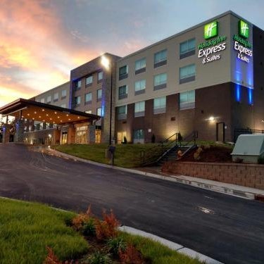 Holiday Inn Express & Suites Charlotte NE - University Area By IHG Thumbnail