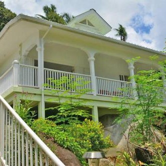 Petit Baie Chalets Thumbnail