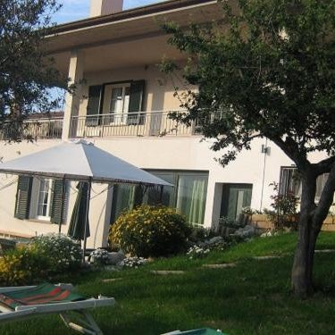 Villa Emma - L'Arte dell'Accoglienza Thumbnail