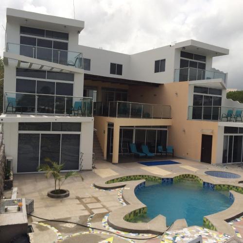 SeaSide Hotel Galapagos Thumbnail