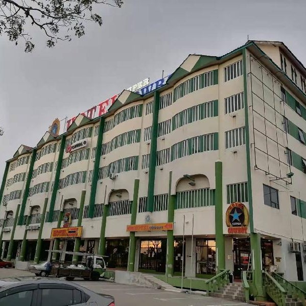 Hotel Super Cowboy Thumbnail