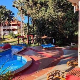 Lemon Creek Hotel Resort Thumbnail