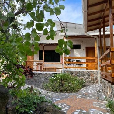 La Peregrina Galapagos B&B Thumbnail