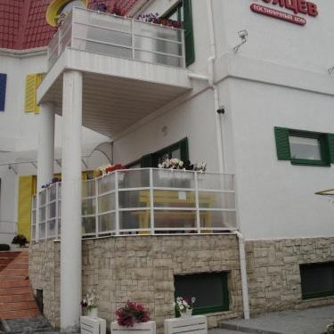 12 Months Mini Hotel Thumbnail