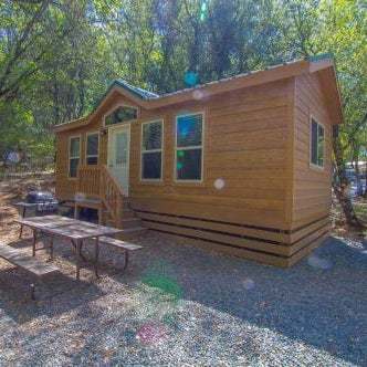 Oakzanita Springs Camping Resort Cottage 4 Thumbnail