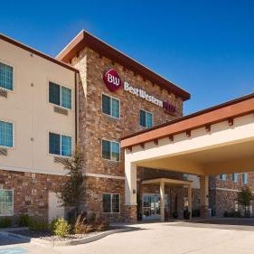 Best Western Plus Fort Worth Forest Hill Inn & Suites