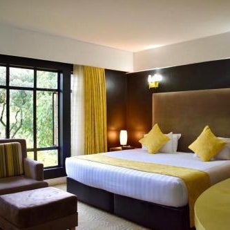 West Wood Hotel