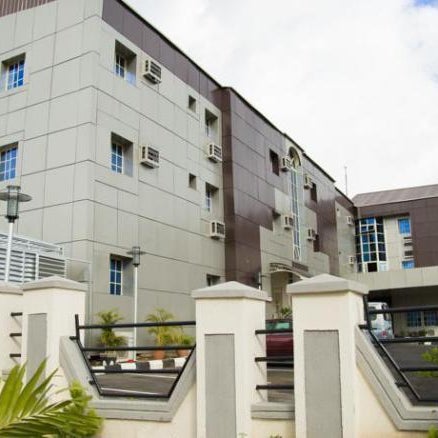 Petrus Hotels Royale
