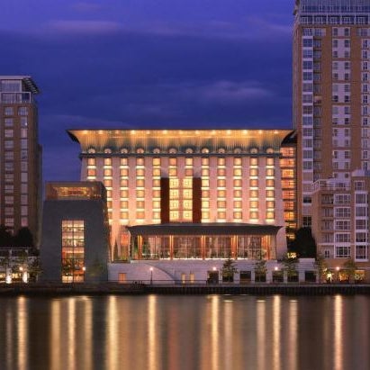 Canary Riverside Plaza Hotel Thumbnail