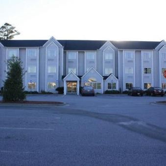 Rincon Inn and Suites Thumbnail